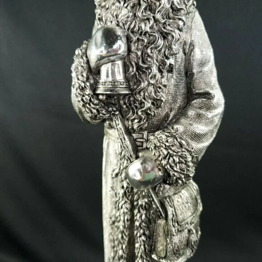 Santa Claus Pillar Candlestick Holder Silver Color Embossed‎ Christmas Holiday
